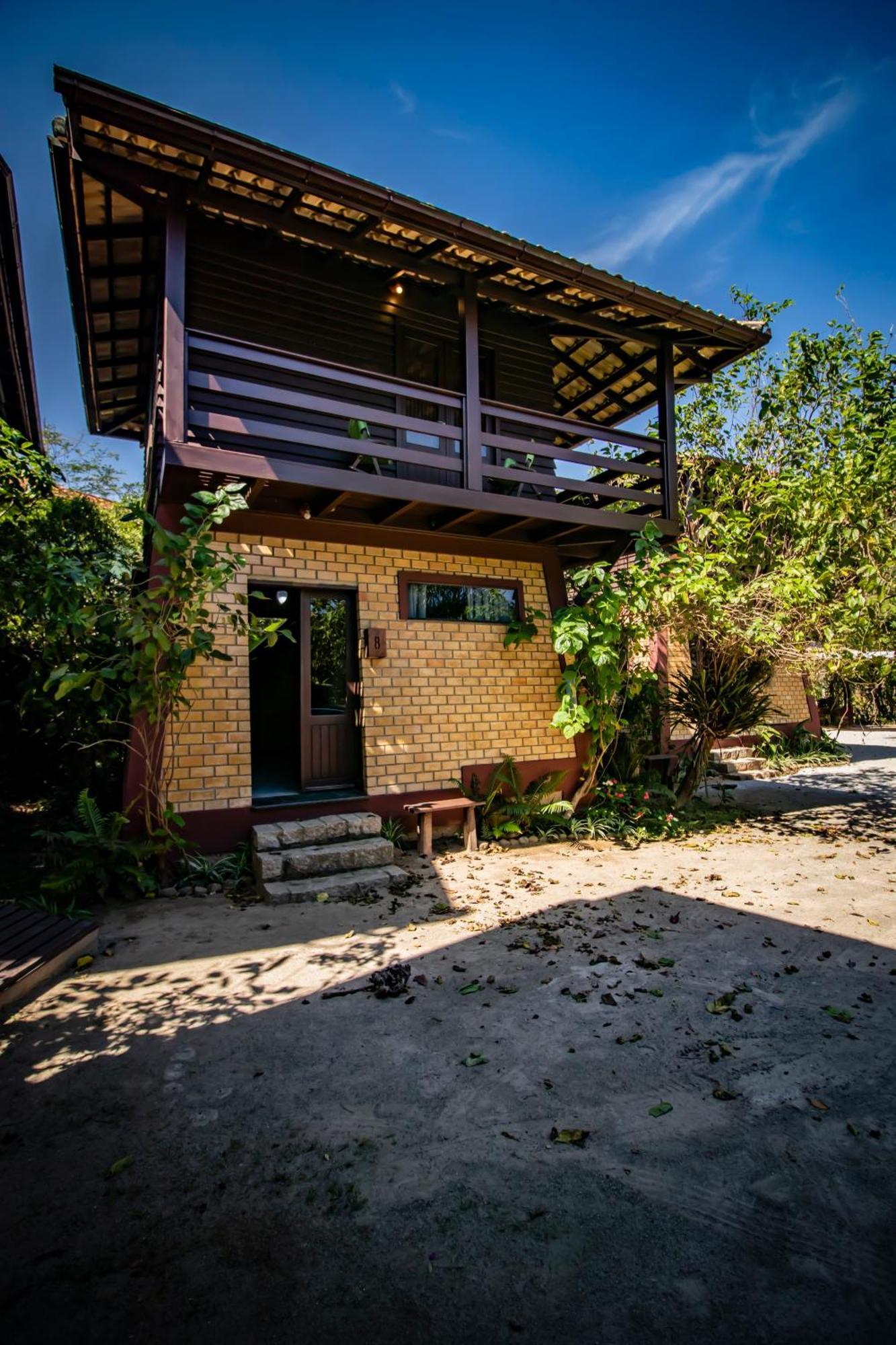 Zululand Bangalos Inn Guarda do Embaú